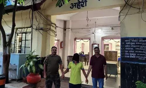 गड़चिरोली पुलिस के हाथ लगी सफलता,  डेढ़ लाख का इनामी जनमिलिशिया सदस्य गिरफ्तार गड़चिरोली पुलिस के हाथ लगी सफलता,  डेढ़ लाख का इनामी जनमिलिशिया सदस्य गिरफ्तार