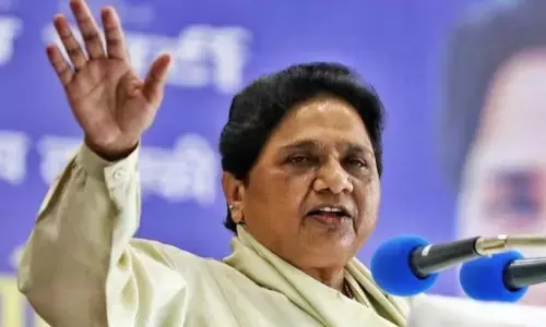 रायबरेली से बसपा प्रत्याशी के ऐलान के बाद बीजेपी कांग्रेस उम्मीदवारों का इंतजार रायबरेली से बसपा प्रत्याशी के ऐलान के बाद बीजेपी कांग्रेस उम्मीदवारों का इंतजार