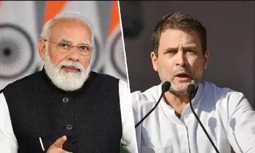 प्रधानमंत्री मोदी और राहुल के खिलाफ शिकायतों पर दोनों दलों को थमाया नोटिस प्रधानमंत्री मोदी और राहुल के खिलाफ शिकायतों पर दोनों दलों को थमाया नोटिस