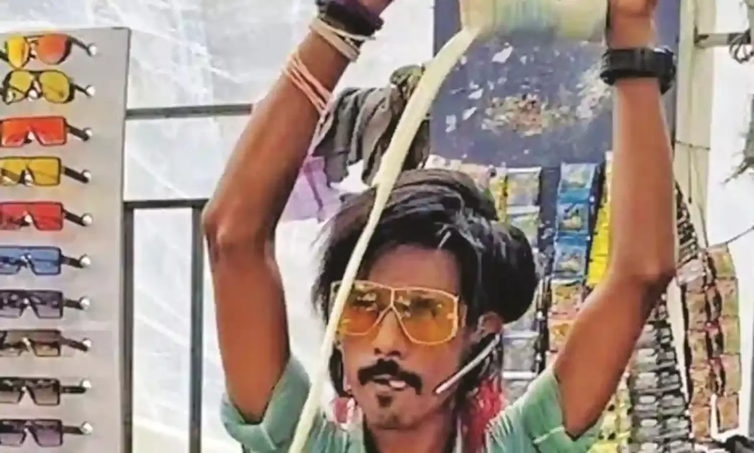 नागपुर का डॉली चायवाला इन्फ्लुएंसर मीट में छाया, इंटरनेशनल लेवल पर शहर का नेतृत्व