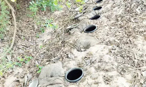 भंडारा के पाथरी में चल रहा था शराब अड्डा, पुलिस ने छापा मारकर जब्त किया माल