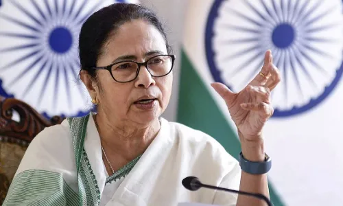 शाहजहां के ठिकानों पर सीबीआई की छापेमारी से भड़की ममता बनर्जी, केंद्र सरकार पर जमकर बोला हमला