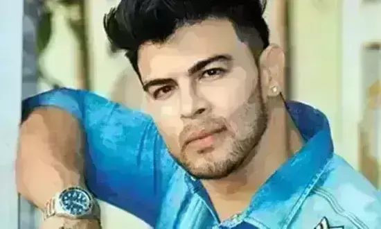 अभिनेता साहिल खान विदेश भागने की कोशिश में छत्तीसगढ़ से गिरफ्तार, अग्रिम जमानत हुई थी अभिनेता साहिल खान विदेश भागने की कोशिश में छत्तीसगढ़ से गिरफ्तार, अग्रिम जमानत हुई थी