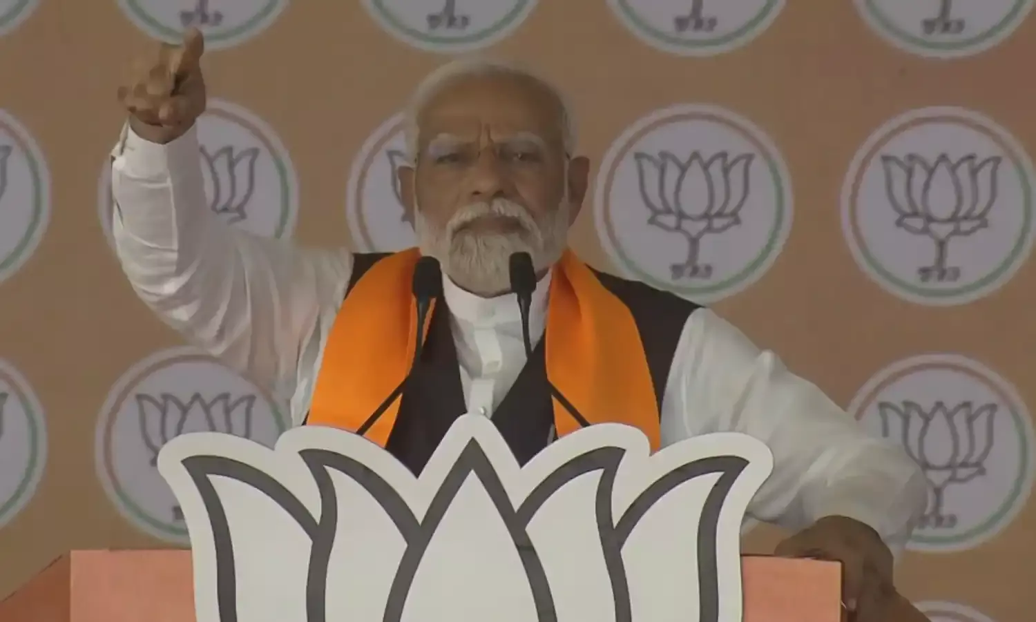 मोहब्बत की दुकान फेक फैक्ट्री है... पीएम मोदी इंडिया गठबंधन और कांग्रेस पर बरसे