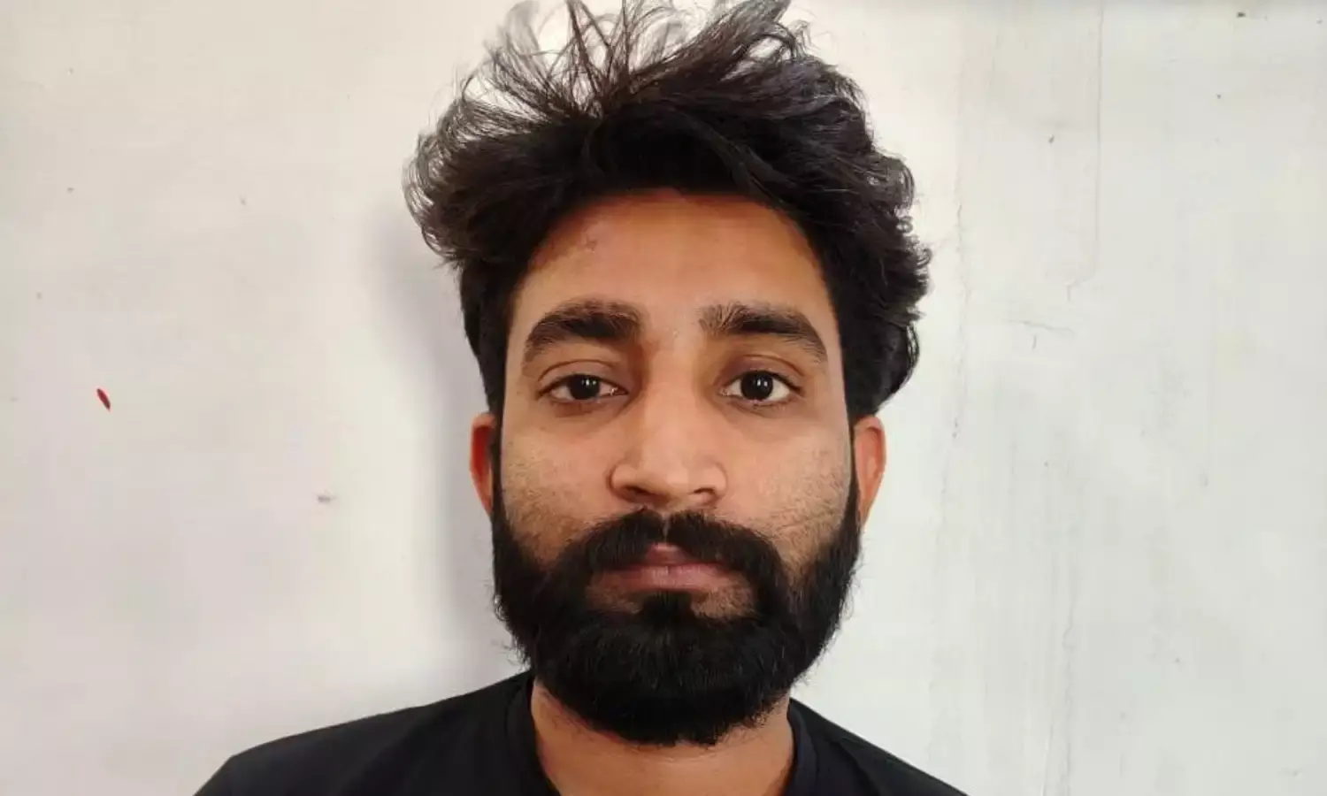 पार्षद पर जानलेवा हमले का इनामी आरोपी 2 माह बाद गिरफ्तार, पिता और जीजा पहले ही भेजे जा चुके हैं जेल