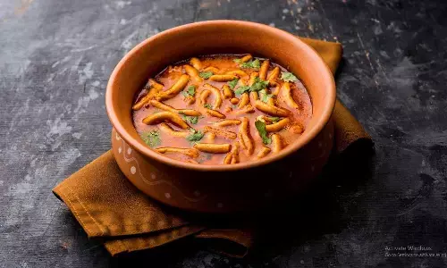 घर पर बनाएं ढाबा स्टाइल सेव टमाटर की टेस्टी सब्जी, जानिए बनाने की पूरी विधि