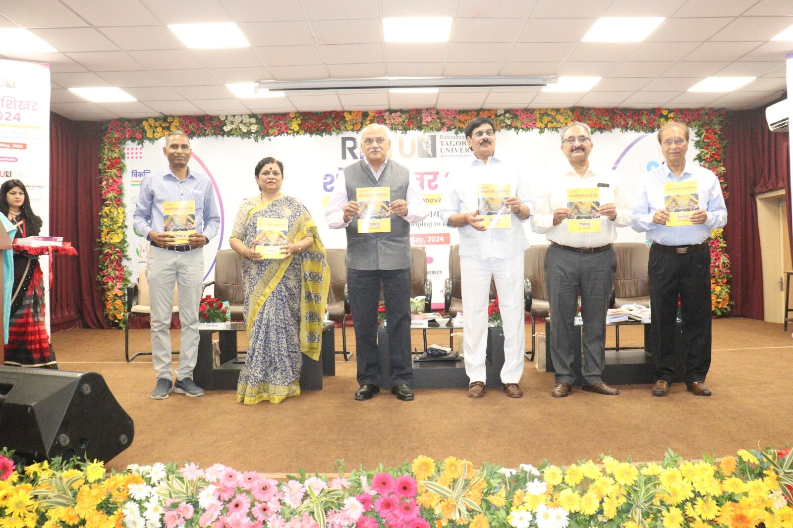 रबीन्द्रनाथ टैगोर विश्वविद्यालय में शोध शिखर 2024 का हुआ भव्य शुभारंभ