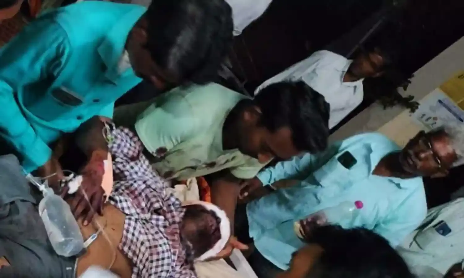 राघोबा देवस्थान में पूजा करने के लिए जा रहे व्यक्ति पर भालू ने किया हमला