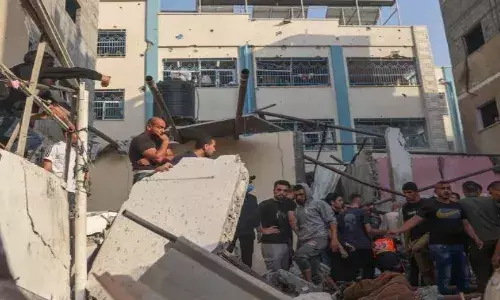 इजरायल की सेना ने हमास के रॉकेट हमले के बाद राफा में किए हवाई हमले , 16 लोगों की मौत