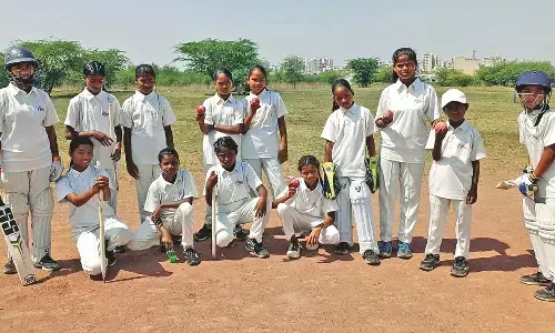 मजबूरी को बनाया हथियार अब शोहरत बस्ती के पार, वीसीए सचिव ने प्रयासों को सराहा मजबूरी को बनाया हथियार अब शोहरत बस्ती के पार, वीसीए सचिव ने प्रयासों को सराहा
