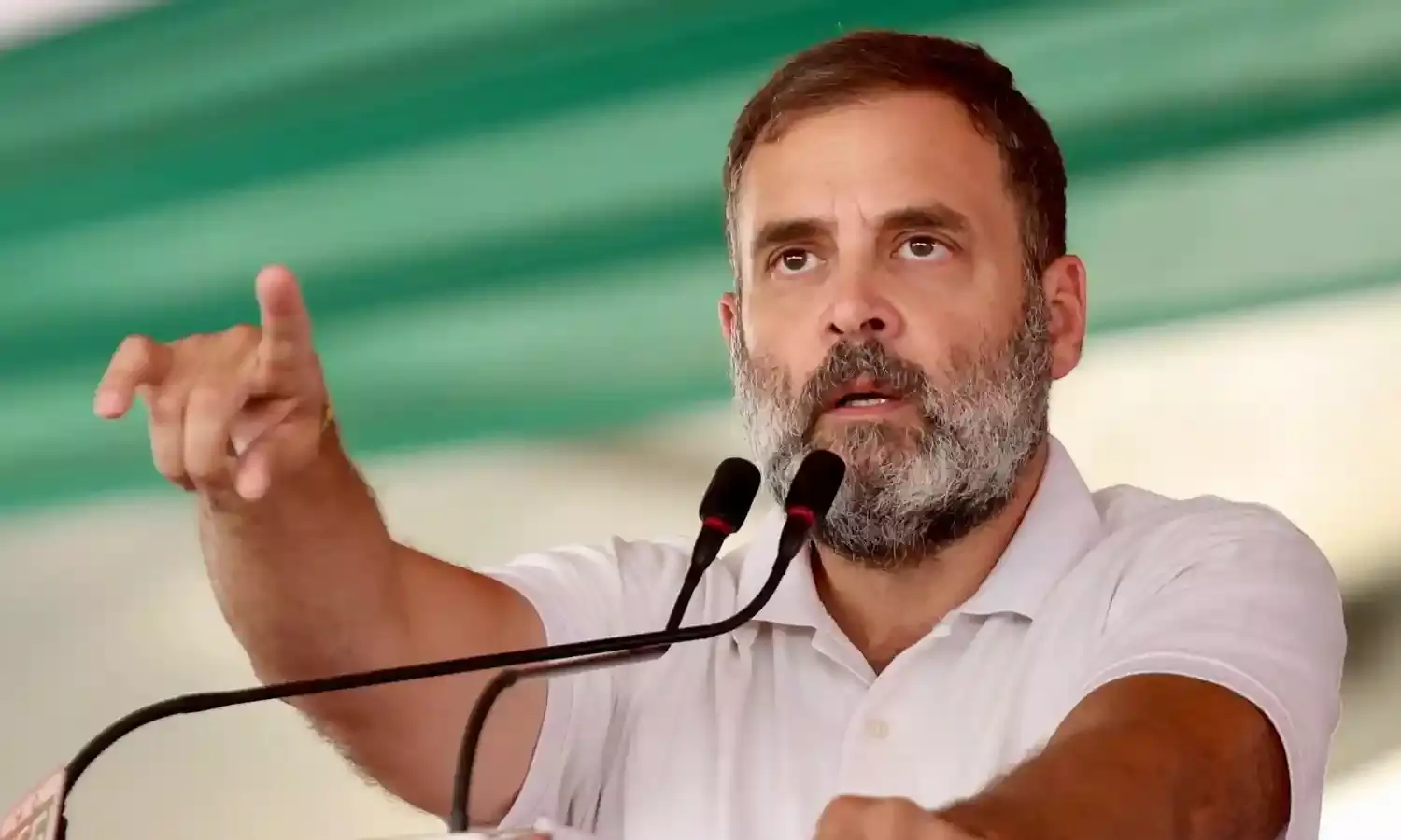 नमस्कार मोदी जी... थोड़ा सा घबरा गए क्या?, अंबानी-अडानी वाले बयान पर राहुल गांधी ने पीएम मोदी को घेरा