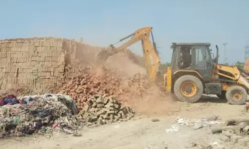ईंट भट्टों पर चला गजराज, 35 एकड़ ई-क्लास जमीन पर वर्षों से कर रखा है अतिक्रमण