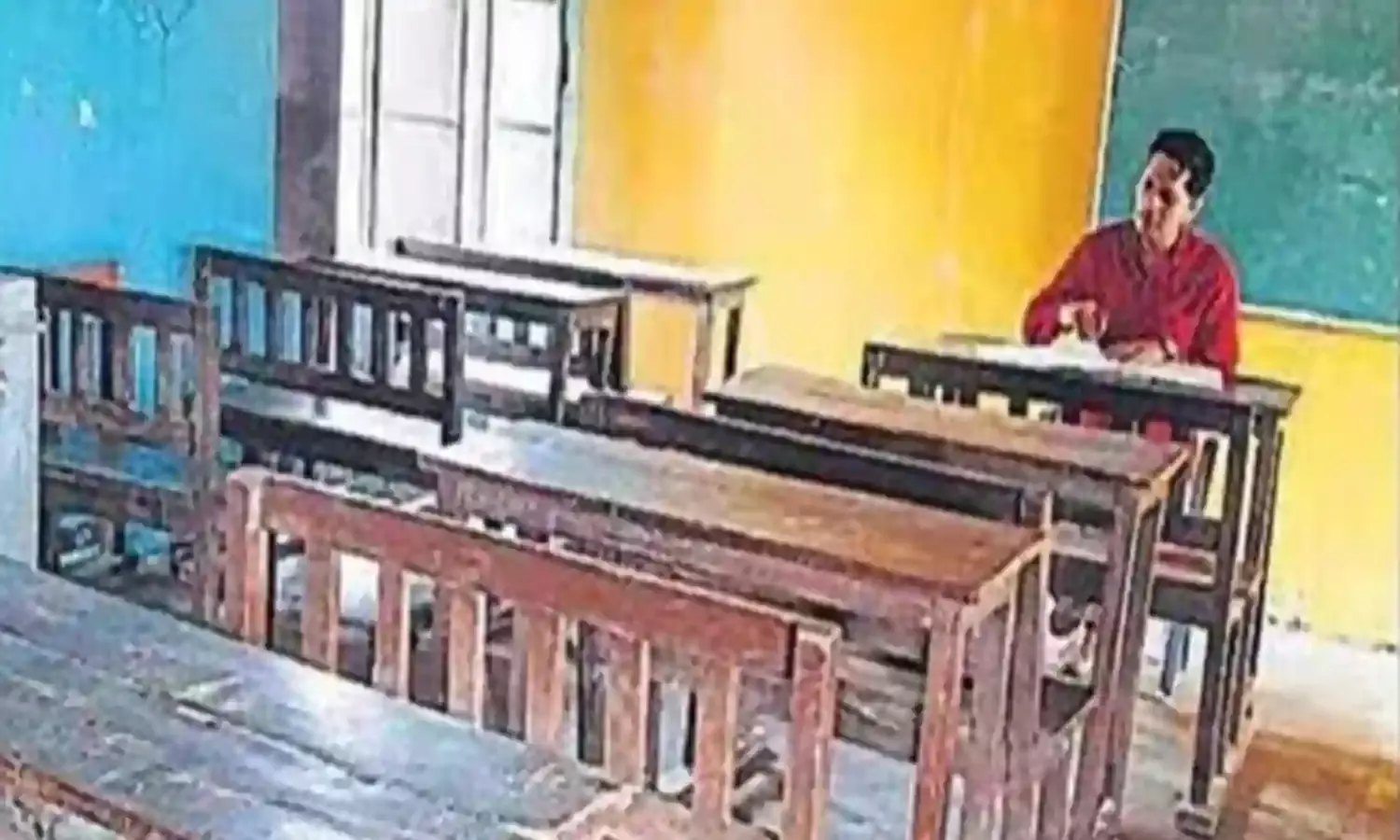 मराठी मीडियम के स्कूलों की हालात खराब, विद्यार्थी ढूंढ़ने गांव-गांव खाक छान रहे शिक्षक