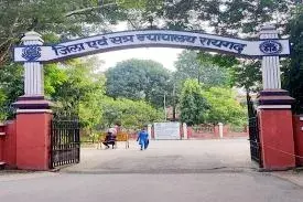 दुष्कर्मी सौतेला पिता को आजीवन कारावास