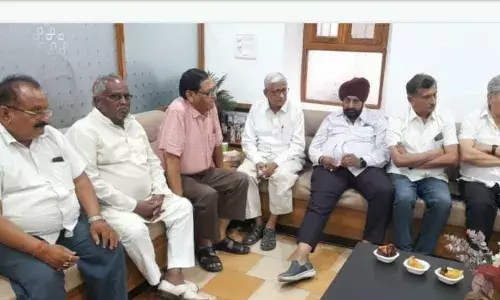 हवाई सेवा बंद होने से जबलपुर  के  यात्रियों को रही परेशानी