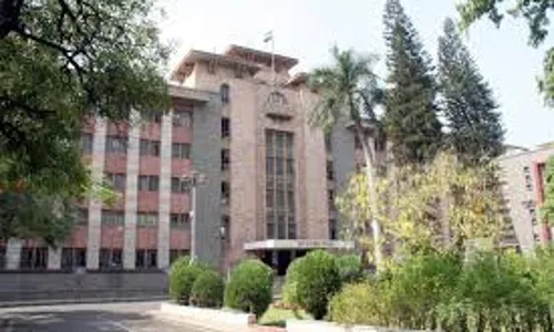 नेशनल ग्रीन ट्रिब्यूनल ने मनपा पर ठोका 1 करोड़ 79 लाख 10 हजार रुपये का जुर्माना नेशनल ग्रीन ट्रिब्यूनल ने मनपा पर ठोका 1 करोड़ 79 लाख 10 हजार रुपये का जुर्माना