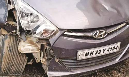 भीषण हादसे में युवक की मृत्यु, दंपति गंभीर, ट्रैक्टर-ट्रॉली से टकराई दोपहिया भीषण हादसे में युवक की मृत्यु, दंपति गंभीर, ट्रैक्टर-ट्रॉली से टकराई दोपहिया