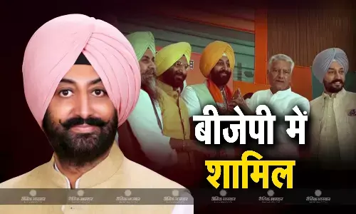 अकाली दल से निष्कासित रविकरण सिंह काहलों ने थामा भाजपा का दामन अकाली दल से निष्कासित रविकरण सिंह काहलों ने थामा भाजपा का दामन