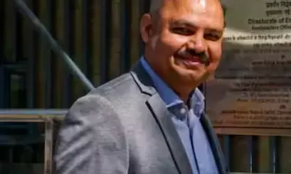 राष्ट्रीय महिला आयोग ने दिल्ली सीएम केजरीवाल के पीए विभव कुमार के घर चिपकाया नोटिस राष्ट्रीय महिला आयोग ने दिल्ली सीएम केजरीवाल के पीए विभव कुमार के घर चिपकाया नोटिस