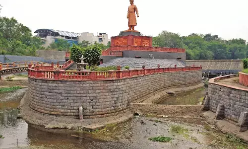 नागपुर में विवेकानंद स्मारक स्थलांतरण को लेकर जमीन की खोज जारी नागपुर में विवेकानंद स्मारक स्थलांतरण को लेकर जमीन की खोज जारी