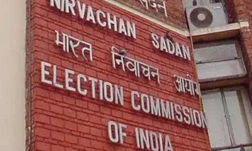 पांचवे चरण से पहले निर्वाचन आयोग का सख्त एक्शन, 8889 रुपये की रिकॉर्ड जब्ती की, 45 फीसदी ड्रग्स और नशीले पदार्थों शामिल