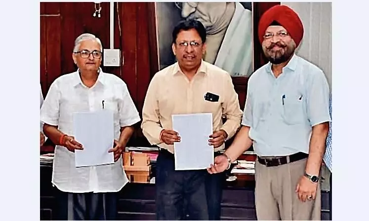 परीक्षा खत्म होने के चंद घंटों बाद रिजल्ट परीक्षा खत्म होने के चंद घंटों बाद रिजल्ट