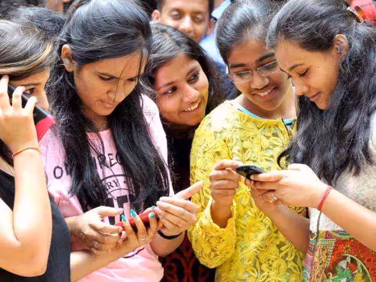 12वीं कक्षा का परिणाम घोषित, विभाग का रिजल्ट 95.70 प्रतिशत, लड़कियां फिर अव्वल