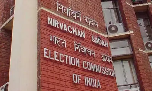 पांच चरण बाद चुनाव आयोग ने सियासी दलों को दी वॉर्निंग, धर्म और समाज बांटने वाले भाषणों से बचें स्टार प्रचारक