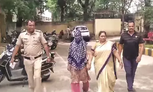 बेटी की जान लेने वाली मां ने कहा - मेरी तरह जिंदगी बर्बाद हो जाती, इसलिए उसे मारा