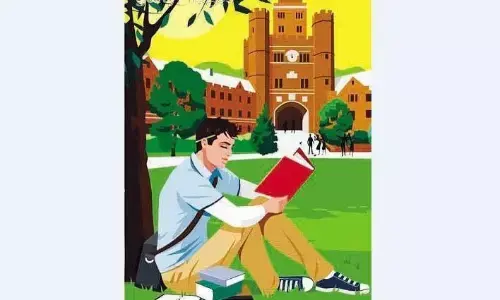 बीएड के छात्र परेशान, तीन दिन में कैसे जमा करें 35 हजार फीस बीएड के छात्र परेशान, तीन दिन में कैसे जमा करें 35 हजार फीस