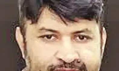 प्रशासन की नाक के नीचे बन रहे हैं फर्जी प्रमाणपत्र , आरोपी को ढूंढ रही पुलिस प्रशासन की नाक के नीचे बन रहे हैं फर्जी प्रमाणपत्र , आरोपी को ढूंढ रही पुलिस