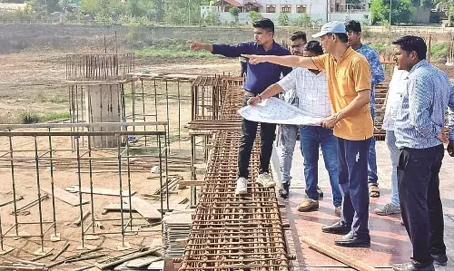 बारिश का मौसम शुरू होने से पहले स्थापित करें श्रीराम की मूर्ति, जायजा लेते हुए निर्देश बारिश का मौसम शुरू होने से पहले स्थापित करें श्रीराम की मूर्ति, जायजा लेते हुए निर्देश