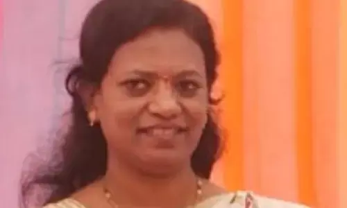 चांदुर बाजार की तहसीलदार गीतांजलि गरड़ को रिश्वत मांगने पर किया गिरफ्तार चांदुर बाजार की तहसीलदार गीतांजलि गरड़ को रिश्वत मांगने पर किया गिरफ्तार