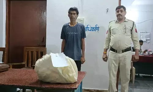 पुलिस ने नशे के धंधे में लिप्त 2 आरोपियों को 18 हजार के नशीले सिरप के साथ किया गिरफ्तार