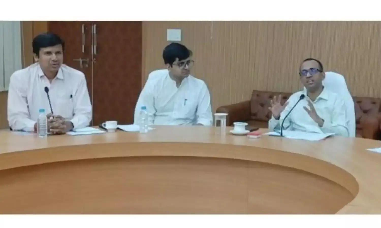 मतगणना के दौरान मोबाइल फोन, स्मार्ट वॉच, कैलकुलेटर अन्दर ले जाने की नहीं होगी अनुमति