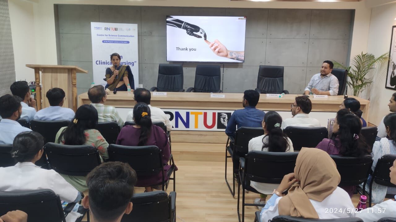 रबीन्द्रनाथ टैगोर विश्वविद्यालय के विज्ञान संचार केन्द्र द्वारा आर्टिफिशियल इंटेलिजेंस विषय पर व्याख्यान का आयोजन