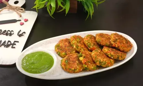 स्नैक्स में कुछ हेल्दी और टेस्टी खाना चाहते हैं तो ट्राई करें ओट्स कटलेट, यहां जानिए पूरी रेसिपी स्नैक्स में कुछ हेल्दी और टेस्टी खाना चाहते हैं तो ट्राई करें ओट्स कटलेट, यहां जानिए पूरी रेसिपी