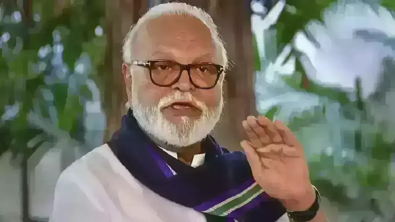 छगन भुजबल की घर वापसी को लेकर शुरु है चर्चा, शिंदे के मंत्री की बयानबाजी से बढ़ रही मुश्किल छगन भुजबल की घर वापसी को लेकर शुरु है चर्चा, शिंदे के मंत्री की बयानबाजी से बढ़ रही मुश्किल