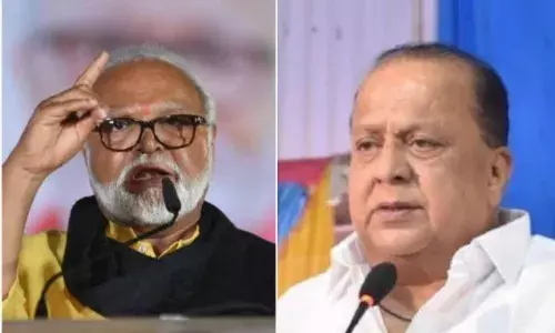 छगन भुजबल के बयानों ने बढ़ाया महायुति का सिरदर्द, आव्हाड के समर्थन पर भड़के मुश्रीफ