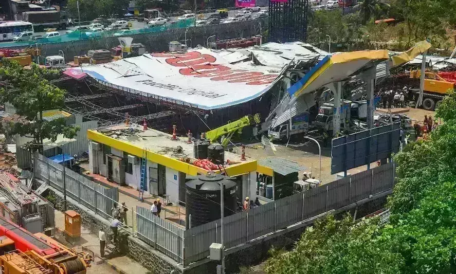 घाटकोपर होर्डिंग हादसा मामले में क्राइम ब्रांच को आरोपी जान्हवी मराठे की तलाश