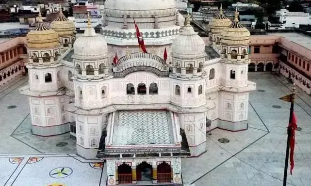 ईट-राईट चैलेंज में शामिल हुआ पन्ना के मंदिरों का प्रसाद, श्री जुगल किशोर जी एवं श्री प्राणनाथ जी मंदिर के भोग को दी जायेगी नेशनल रेटिंग