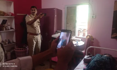 सरकारी क्वार्टर में मिला महिला डॉक्टर का शव , दो दिन से नहीं आई थी ड्यूटी पर