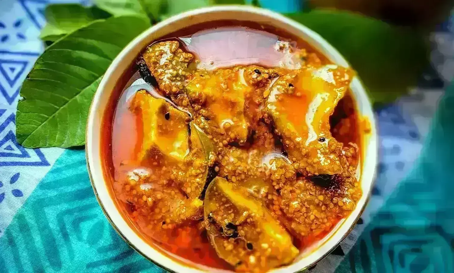 आम का आचार खाने के हैं शौकिन तो, इस तरीके से बनाएं आम का अचार, लंबे समय तक नहीं होगा खराब