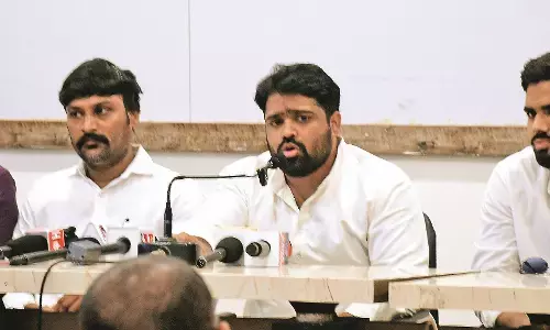 रामझूला परिसर में हिट-एंड-रन मामले में , उपनिरीक्षक को निलंबित किया जाए रामझूला परिसर में हिट-एंड-रन मामले में , उपनिरीक्षक को निलंबित किया जाए