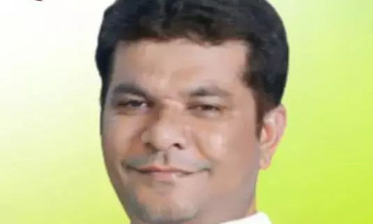 शराब दुकान के खिलाफ आंदोलन ने मजदूर के बेटे को बना दिया नेता, अब संसद चुने गए