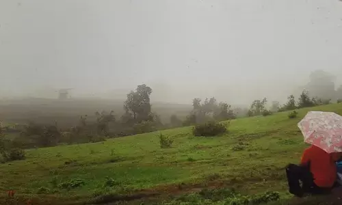 अमरावती के चिखलदरा का सुहाना मौसम पर्यटकों के लिए बना आकर्षण अमरावती के चिखलदरा का सुहाना मौसम पर्यटकों के लिए बना आकर्षण