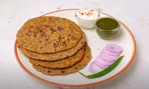 स्वाद के साथ सेहत का भी रखें ख्याल, बाजरा के आटे से बनाए टेस्टी और हेल्दी मसाला पराठा, जानिए पूरी रेसिपी स्वाद के साथ सेहत का भी रखें ख्याल, बाजरा के आटे से बनाए टेस्टी और हेल्दी मसाला पराठा, जानिए पूरी रेसिपी