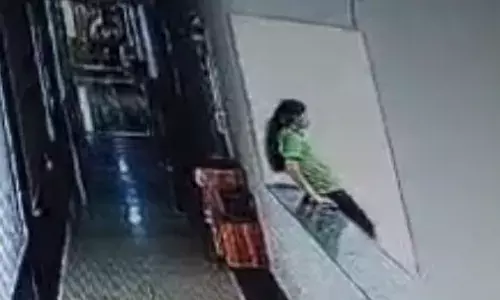 कोटा में रीवा की छात्रा ने 9वीं मंजिल से कूदकर जान दी, कम स्कोर से डिप्रेशन में थी