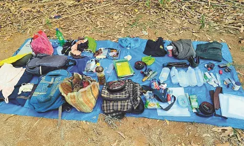 छत्तीसगढ़ सीमा पर सुरक्षाबलों को देख शिविर छोड़कर भागे नक्सली