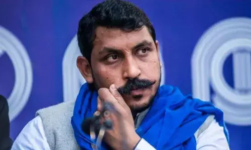 मायावती नेता के तौर पर हमारे परिवार की सम्मानित व्यक्ति..., जानिए चंद्रशेखर आजाद ने क्यों कहा ऐसा मायावती नेता के तौर पर हमारे परिवार की सम्मानित व्यक्ति..., जानिए चंद्रशेखर आजाद ने क्यों कहा ऐसा